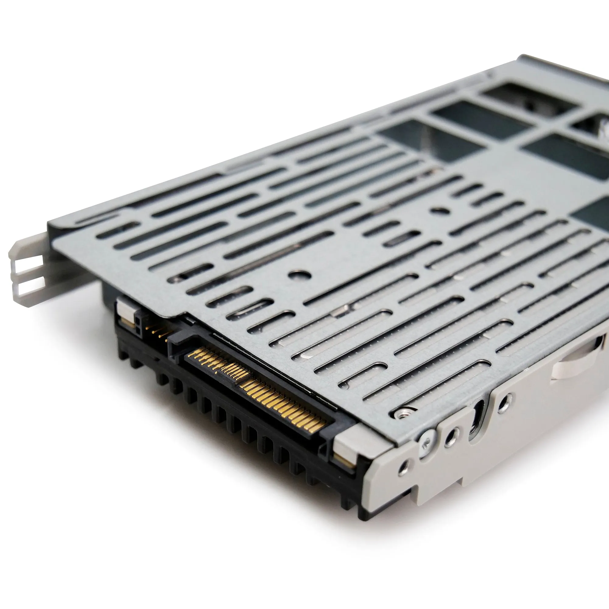 Dell G13 0XCRDV 3.84TB 1 DWPD SAS-3 12Gb/s MLC Hybrid 3.5in Recertified Solid State Drive