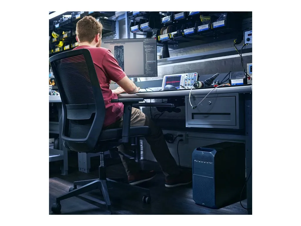 HP Workstation Z4 G5 - Tower 4U - 1 x Xeon W3-2435 / up to 4.5 GHz - RAM 32 GB - SSD 512 GB - HP Z Turbo Drive, NVMe, TLC - RTX 805L9UT#ABA