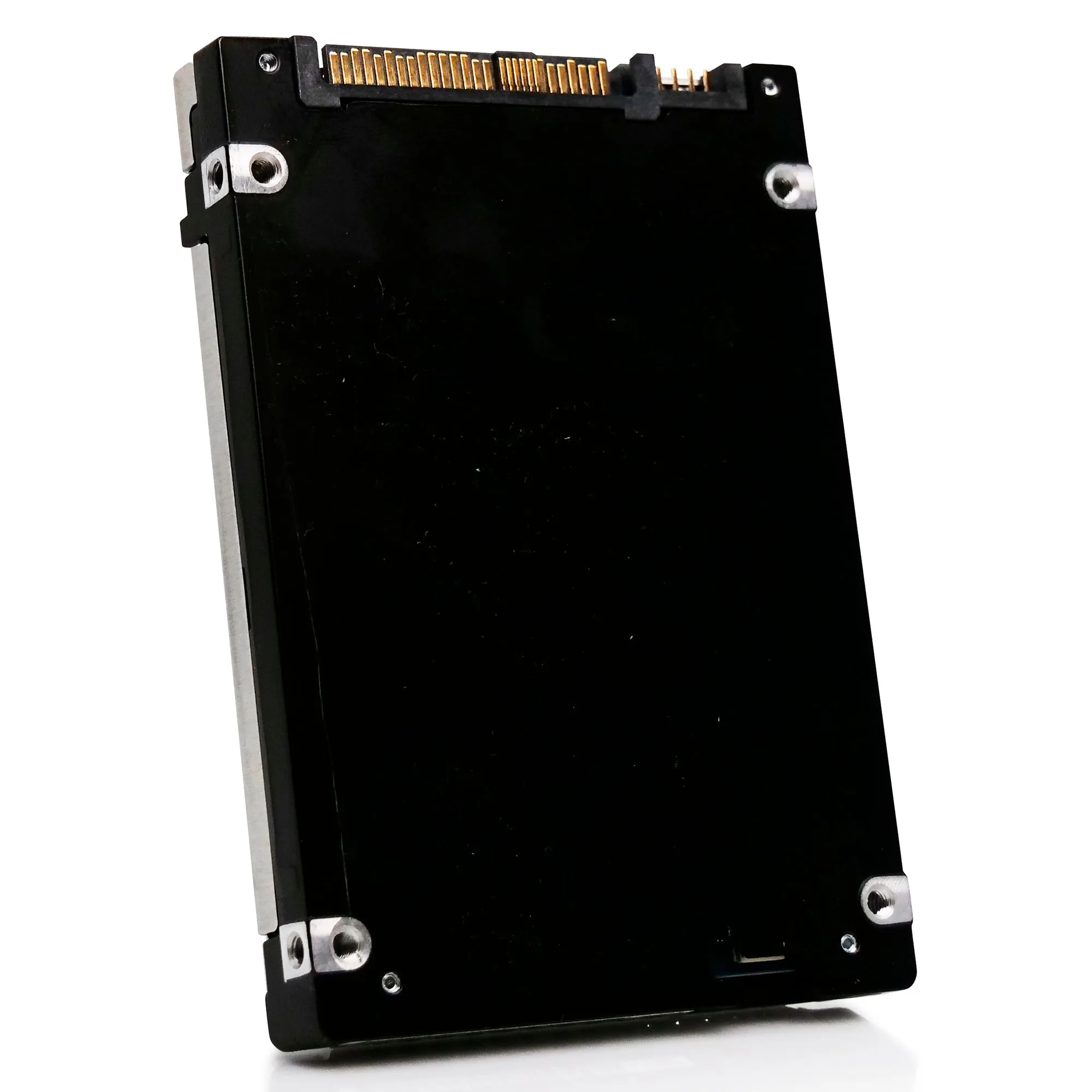 Kioxia PM7-R KPM7XRUG3T84 3.84TB 1DWPD SAS 24Gb/s 3D TLC 2.5in Solid State Drive
